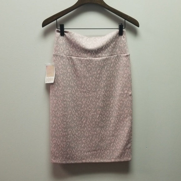 LuLaRoe Dresses & Skirts - LulaRoe Cassie Pink & Silver Animal Pencil Skirt S